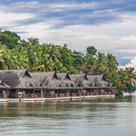 Hotel Club Mahindra Ashtamudi Nīndakara Exterior foto